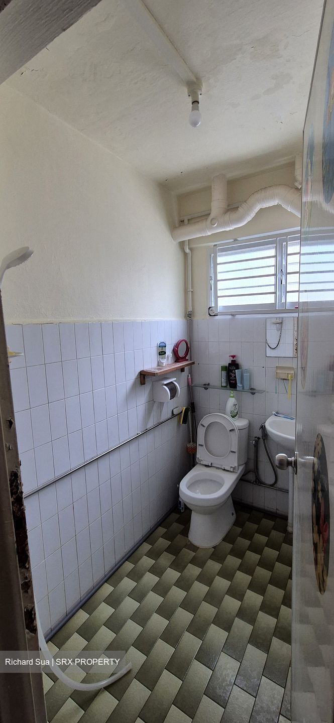 Bishan Street 11 (D20), Shop House #517105261